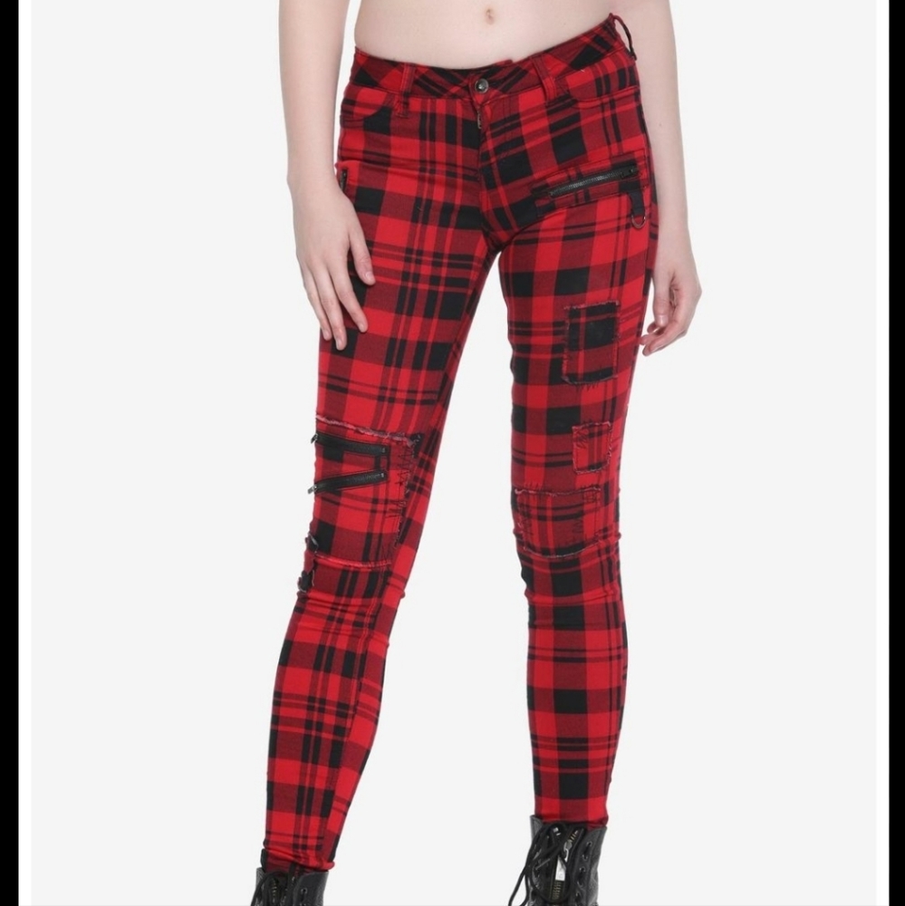 Blackheart Plaid Skinny Pants Size 1